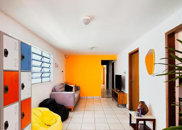 Trem Bao De Dormir Hostel
